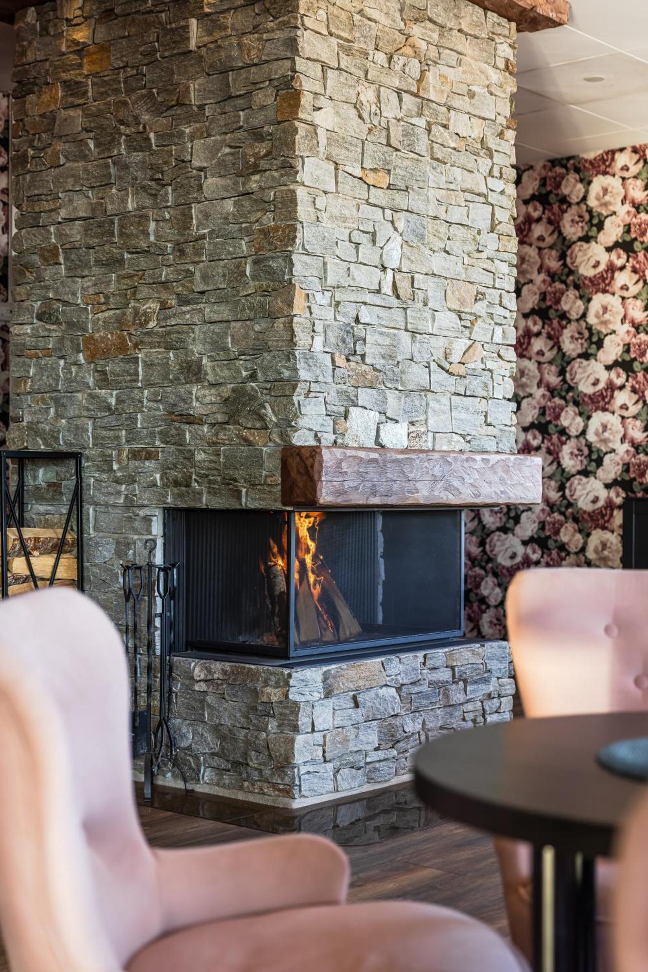 Hotell Kung Goesta By First Mora Exterior foto