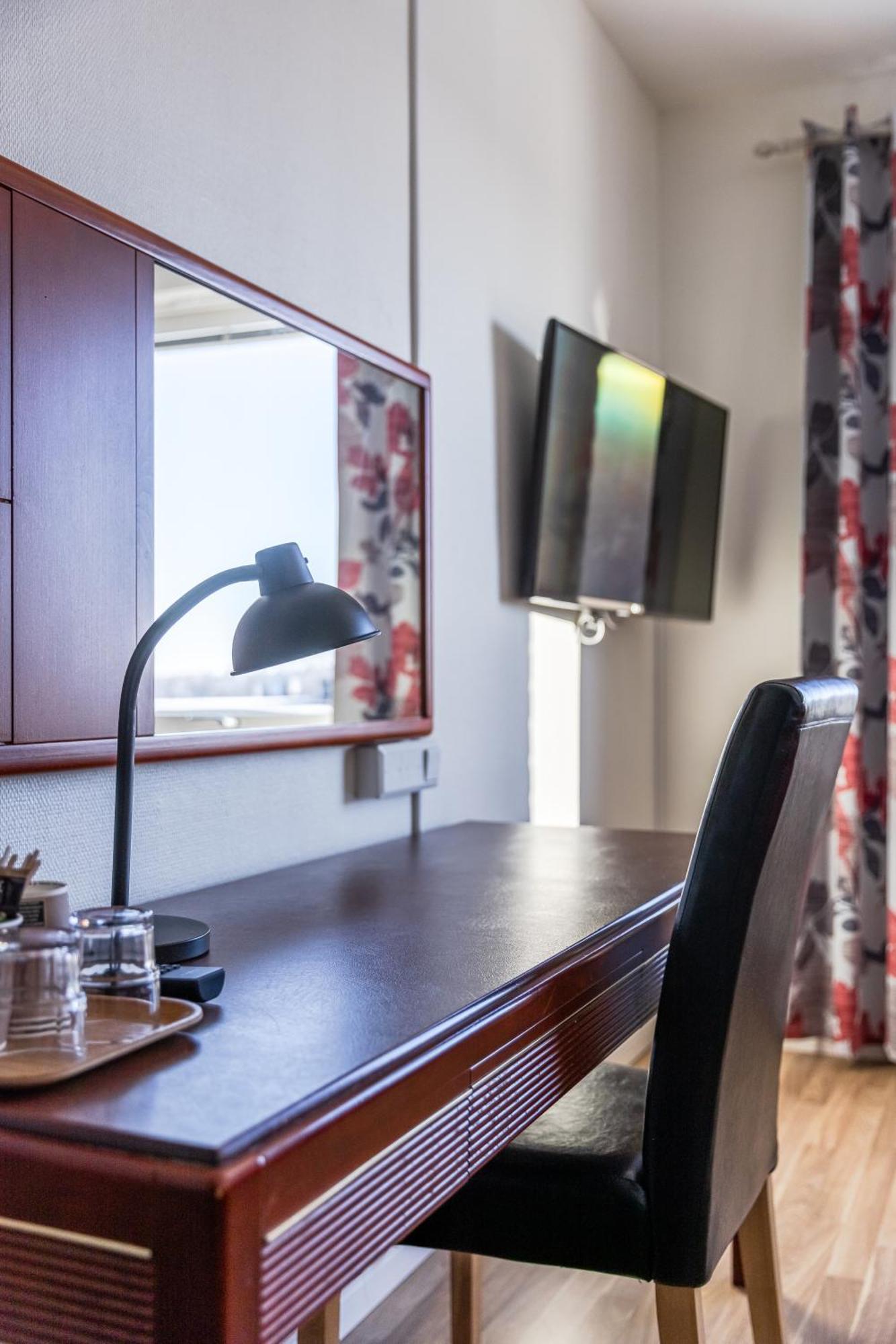 Hotell Kung Goesta By First Mora Exterior foto